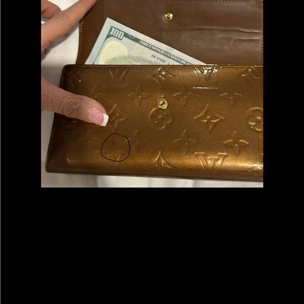 LOUIS VUITTON MONOGRAM VERNIS LONG WALLET TRIFOLD IN BRONZE